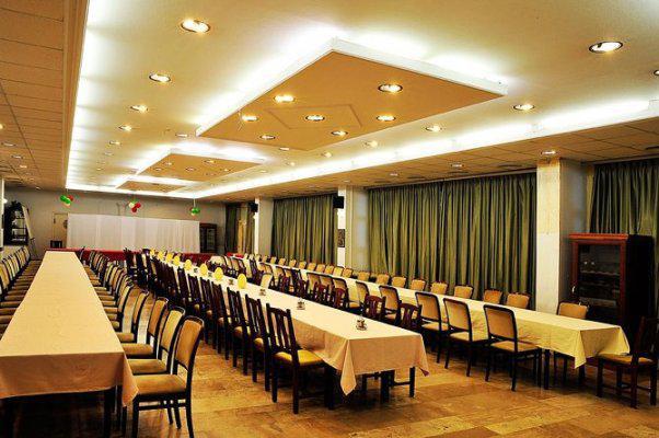Romai Hotel บูดาเปสต์ ร้านอาหาร รูปภาพ